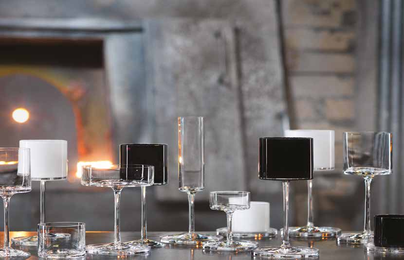 Orrefors Kosta Boda to znakomita szwedzka firma która projektuje i produkuje wysokiej jakości wyroby ze szkła o charakterze użytkowym i artystycznym.