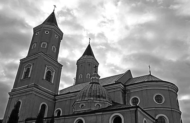 Jana, widoczne barokowe rzeźby Tomasza Huttera, fot. autorka Fig. 8. The church of St.