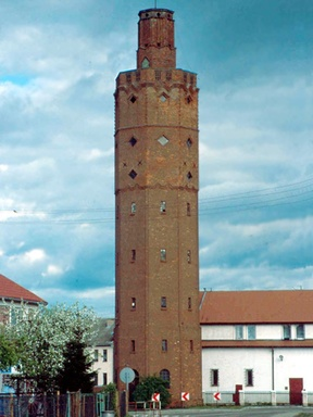 Szczególnie krwawe walki nad jeziorami mazurskimi toczyły się we wrześniu 1914 roku. Pośród mogił z I wojny jest również jedna z września 1939 roku.