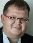 Michał Kuczyński Dyrektor ds. Podatków w Departamencie Podatkowym (Tax Centre of Excellence), Absolwent Uniwersytetu Łódzkiego, Wydziału Prawa i Administracji.