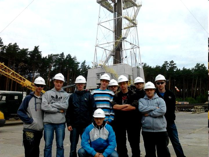 Jest to moduł praktyczny, przygotowujący Was drodzy studenci do pracy w firmach geologicznych