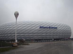 18.03.2017, sobota. Zakupy, stadion na Euro 2012. Przejazd do Polski. Arena Lwów jest najnowocześniejszym i jednym z najnowszych boisk do piłki nożnej w Europie.