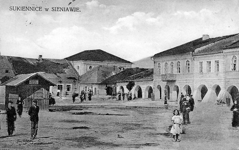 Market square in Żmigrod Nowy in the 1 st half of the 20 th century, photo [in:] Archive of the Institute of History of Architecture, Urban Studies and Popular Art, Architecture Department, Cracow