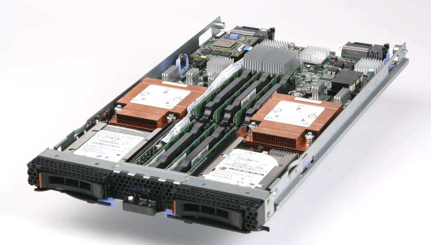 Blade HS22 Optional RAID 5 w/ battery-backed write-back cache Internal USB (Embedded Hypervisor) Dual and redundant power & I/O connectors 2x Intel Xeon 5500 Processors (Nehalem EP) Additional