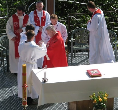 POSŁUGA W CZASIE LITURGII MSZA ŚW. cz.