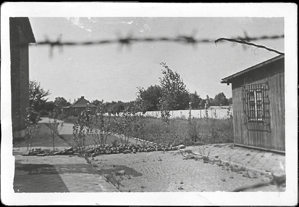 Co ciekawe, jej wydanie poprzedziła osobista zgoda premiera Józefa Cyrankiewicza (jako wieloletni więzień Auschwitz miał on wiele zrozumienia dla sprawy) i kilkakrotne, wielogodzinne, często