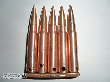 strona 1 Łódka wz. 98 na pięć naboi 7,92x57 Mauser 2010-06-17 Łódka wz. 98 na pięć naboi 7,92x57 Mauser Opis przedmiotu: Łódka wz.