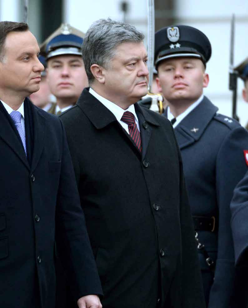 Specjalnego wysłannika w Polsce mianował także rząd Ukrainy. Został nim Teodozjusz Starak, który przybył do Polski w listopadzie 1991 r.