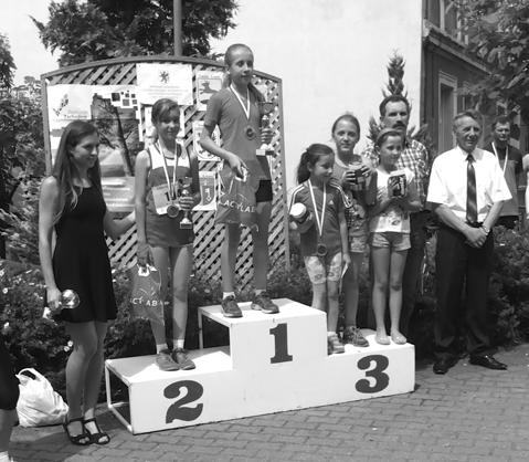 Waldemar Skoneczny 1967, Mrze yno Najlepsi z Gminy obez - Kobiety 1. El bieta Romej, 2. Alicja Sarnowska, 3. Joanna Janicka Lont Najlepsi z Gminy obez - Mê czyÿni 1. Robert Ga³an, 2.