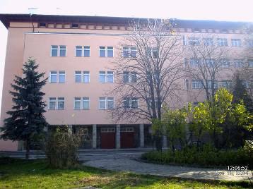 Dobre realizacje - Bułgaria "Szkoła z internatem dla dzieci niesłyszących" po renowacji przed renowacją Dane ogólne Internat szkolny dla dzieci niesłyszących "Decho Denev" Właściciel budynku