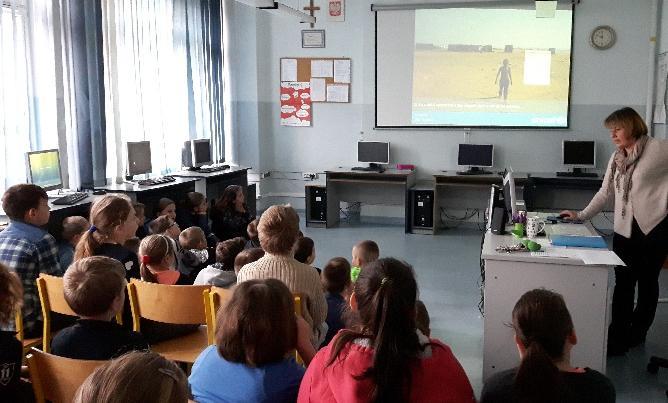 Środki zebrane w trakcie aukcji zostaną przekazane na konto UNICEF, z przeznaczeniem na zakup