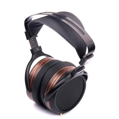 Słuchawki Hi-End Cena Detaliczna HE-560 Różnice w stosunku do HE-500: - dużo mniejsza waga - obniżona aż o 25% - nowe