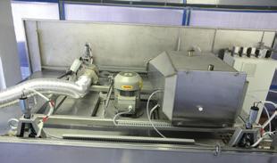 elastyczne umieszczenie kołnierzy wlotowych i wylotowych umożliwi podłączenie w miejscu instalacji szeroka gama wyposażenia opcjonalnego Komora sterylizacyjna komora sterylizacyjna jest wyprodukowana