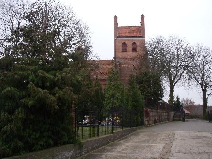 działań promocyjnych. Mieszkańców gminy martwi brak miejsc pracy na terenie gminy oraz ucieczka ludzi młodych z terenu gminy.