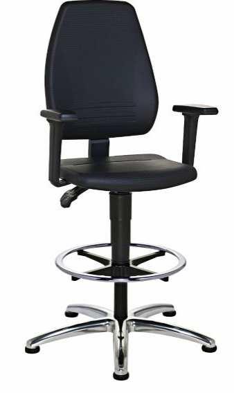 dowolnym położeniu wygodne, ergonomicznie formowane siedzisko ze wsparciem miednicy bardzo wysokie wygodne oparcie (520 mm) wymiary siedziska: S 440 x G 420 mm zakres regulacji wysokości: 420-620 mm