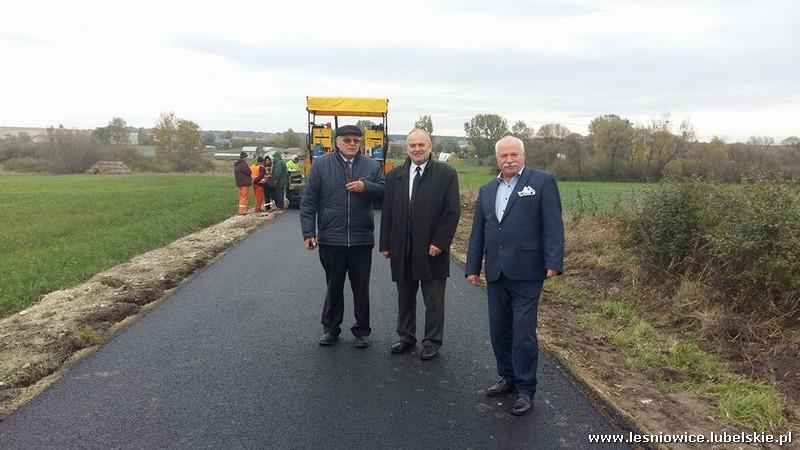 : Gminnego Ośrodka Pomocy Społecznej, Samorządowego Ośrodka Kultury, Gminnego Zakładu Komunalnego oraz Gminnej Komisji Rozwiązywania Problemów Alkoholowych w Leśniowicach, a także Informacja z