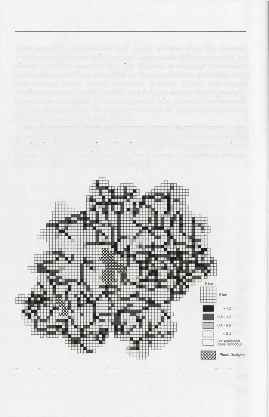 104 żność pomiędzy występowaniem tych dwóch rodzajów dróg. Na obszarach o większym zagęszczeniu dróg gminnych, zagęszczenie dróg powiatowych jest również wyższe niż przeciętne (ryc. 34).