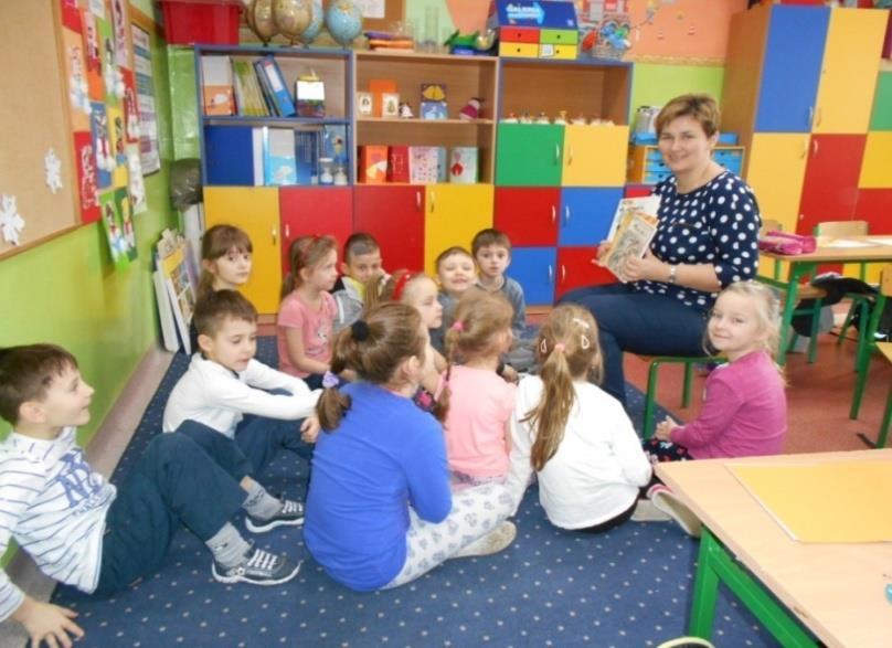 i biblioteki szkolnej, gdyż w ramach promocji za sprzedane książki,