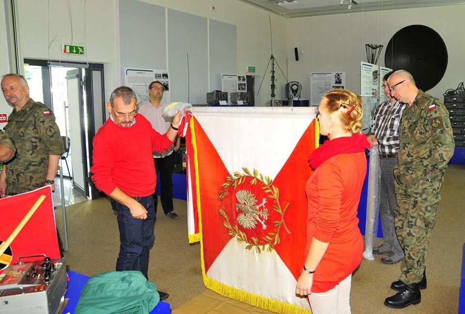 Ostatni eksponat dotarł na miejsce (sztandar OSŁ) 7 września był zwieńczeniem kilkumiesięcznych przygotowań i wysiłku pracowników Muzeum Historycznego w Legionowie, członków O/Zegrze