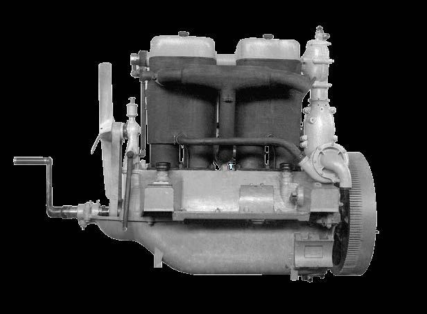 1921 Silnik ze sprężarką Pojemność: 2614 cm 3 Moc: 35 40 KM przy 2400 obr./min bez sprężarki, 65 KM przy 2800 obr.