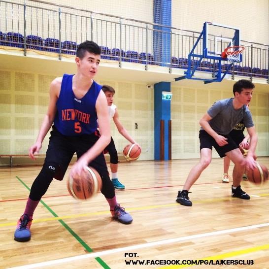 ML: Lajkersi to nie tylko zajęcia dla dzieciaków, ale też warsztaty treningu indywidualnego dla młodych koszykarzy i koszykarek.