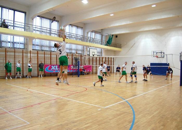 Boisko Posiadamy nowoczesny stadion lekkoatletyczny na którym trenują takie sławy polskiego sportu jak Kadra Polskich 400 metrowców, Paraolimpijczycy,