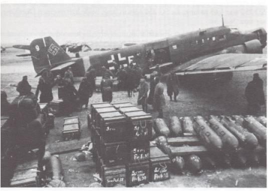 Ostatniego dnia stycznia do Poznania skierowano 15 Tante Ju (czyli Ciotka Ju- jak pieszczotliwie nazywali je niemieccy żołnierze), z których dotarło aż 13. Dostarczyły one łącznie 23,5 tony amunicji.