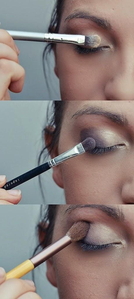 Delikatne Smokey eyes krok po kroku: Do tego makijażu przydadzą Wam się trzy odcienie. Najlepiej w tej samej gamie kolorów.