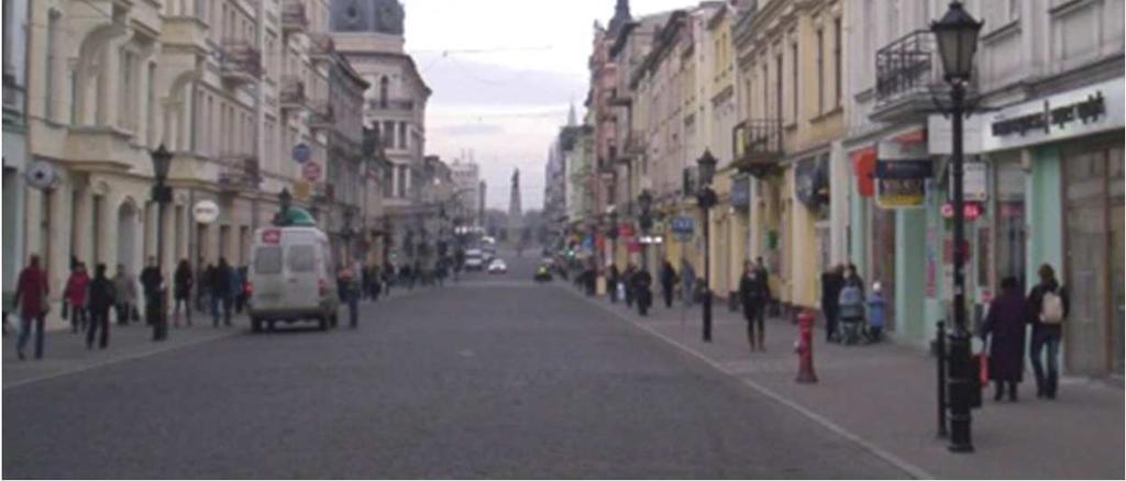 Tutejsza zabudowa nie tworzy jednego ciągu domów o podobnym typie czy