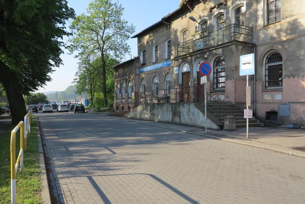 Rys. 3.8 Widok na przystanek autobusowy Reda Dworzec PKP przystanek początkowy Rys. 3.9 Widok na przystanek autobusowy Reda Dworzec PKP przystanek końcowy 3.