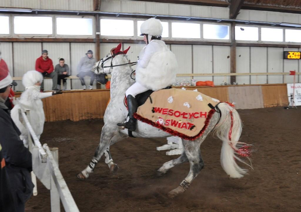 AGATA,, TIGIDA WERONIKA RĄBCA,, AGATA,, LUCKY LUCKA KAROLINA ZIÓŁEK,, ELZA JULIA BISEWSKA,, KORAL JO STRÓŻYK,, DUMKA MAŁGORZATA ZAWADZKA,, KSANTHOS MAJA CIEŚLIK,, DUMKA