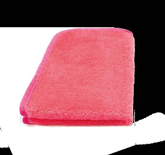 RĘCZNIK DO DEMAKIJAŻU MAKEUP REMOVER TOWEL 1) Jak działa ręcznik do demakijażu? Dokładnie usuwa nawet wodoodporny makijaż bez użycia kosmetyków.