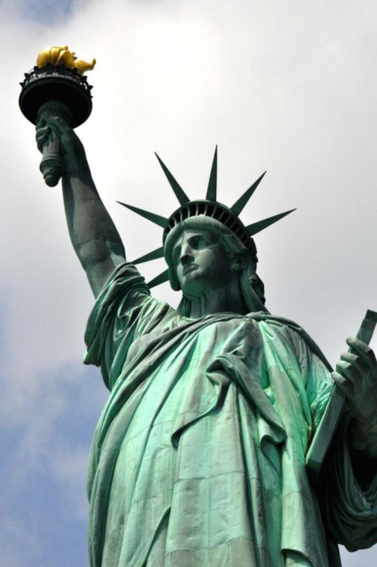 Statua Wolności Posąg na Wyspie Wolności w Nowym Jorku u ujścia Hudsonu.
