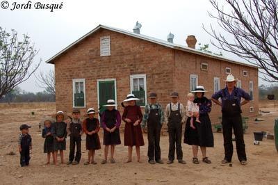 Historycznie, Mennonitom zakazano poślubić