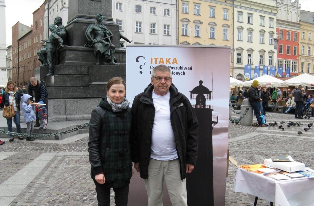 W ramach rozwijania współpracy z instytucjami profesjonalnie zaangażowanymi w poszukiwania zaginionych dzieci, w tym przede wszystkim z policją, przeprowadziliśmy szkolenia dla funkcjonariuszy