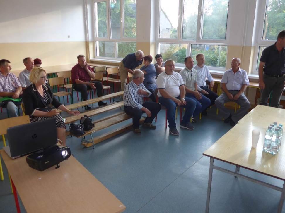 członkowie Komitetu Rewitalizacji Gminy Bodzentyn, radni, sołtysi oraz przedstawiciele organizacji społecznych i mieszkańców odbyli wizytę studyjną w Nowym Wiśniczu i w Starym Sączu.