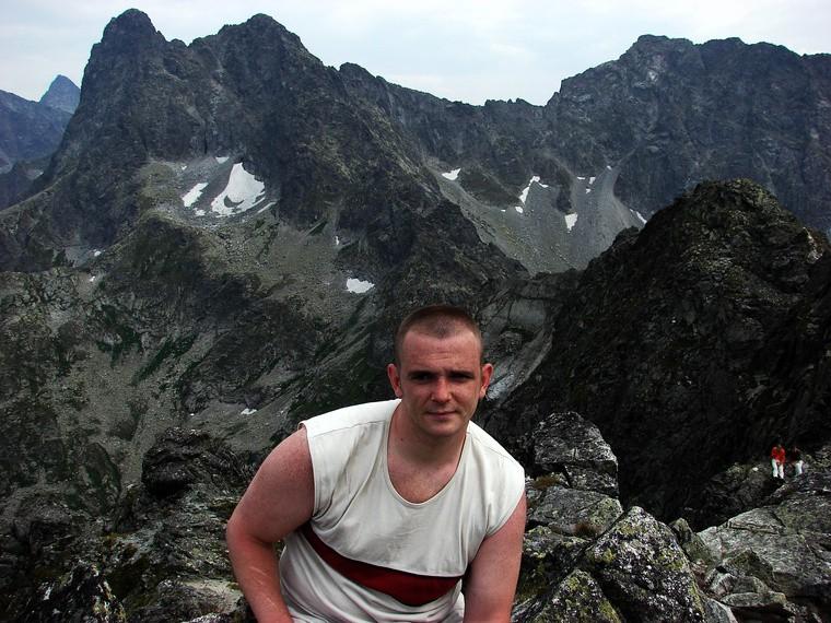 Zejście z siodła jest dość wymagające, nie tyle fizycznie, co psychicznie, może stanowić ono spore wyzwanie