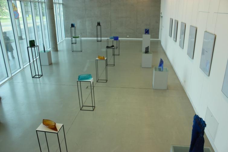 Publikacja dokumentuje wystawę Stanisław Sobota TRANSFER z obiektu w przedmiot Miejsce ekspozycji Galeria Neon, Centrum Sztuk Użytkowych. Centrum Innowacyjności Akademia Sztuk Pięknych im.