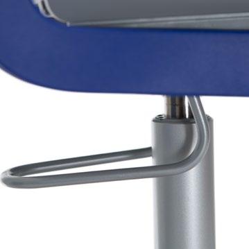 Pokrętła są łatwo dostępne, tak aby każdy mógł szybko i sprawnie wyregulować krzesło.
