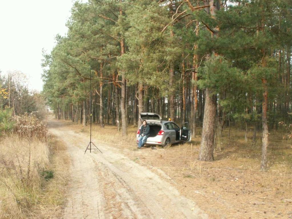 4.4 Wyniki badań w środowisku Tabela 7 Wyniki badań Punkt pomiarowy Pora LEQ (db) +UR,95 (db) -UR,95 (db) P1 dzień 40,6 1,93 3,58 P2 dzień 50,4 1,66 2,72 P3 dzień 33,7 - - P4 dzień 48,7 2,12 4,31 P5