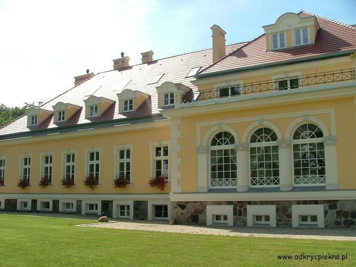 Podonowskich w Bugaju. Pewnej pięknej niedzieli tego lata, udałam się do małej wsi Bugaj leżącej 28 km od Ostrowa Wielkopolskiego.