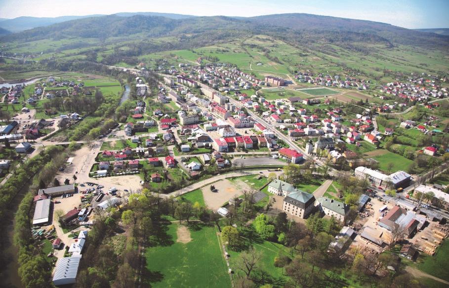 Dukla Dukla miasto w woj. podkarpackim, w powiecie krośnieńskim, siedziba gminy miejsko-wiejskiej Dukla. W latach 1975 1998 miasto administracyjnie należało do woj. krośnieńskiego.