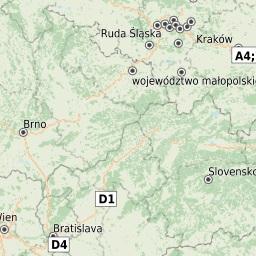 Poza tym istnieje też dość gęsta sieć dróg wojewódzkich i powiatowych.