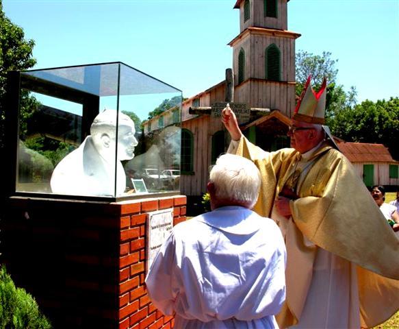 Ks. Bpa. Ryszarda Karpińskiego w Wandzie O. Seweryn Matyasik i O.