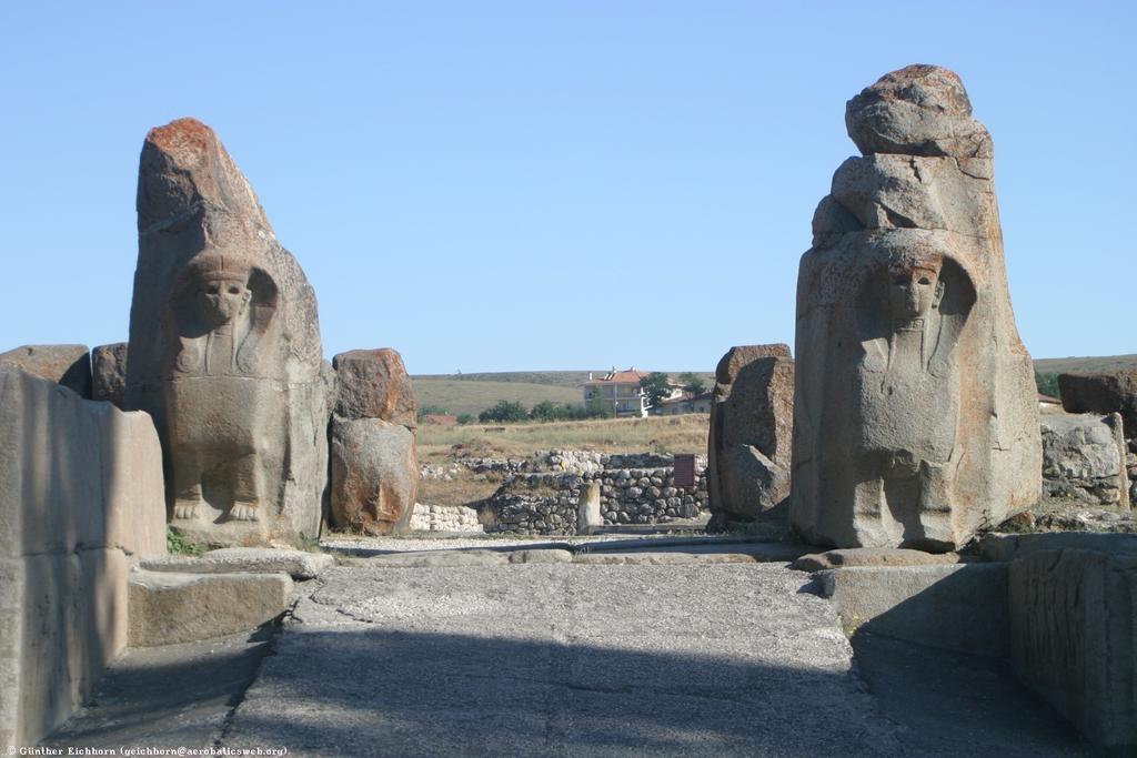 Alaca Höyük Brama Sfinksów (XV/XIV w. p.n.e.