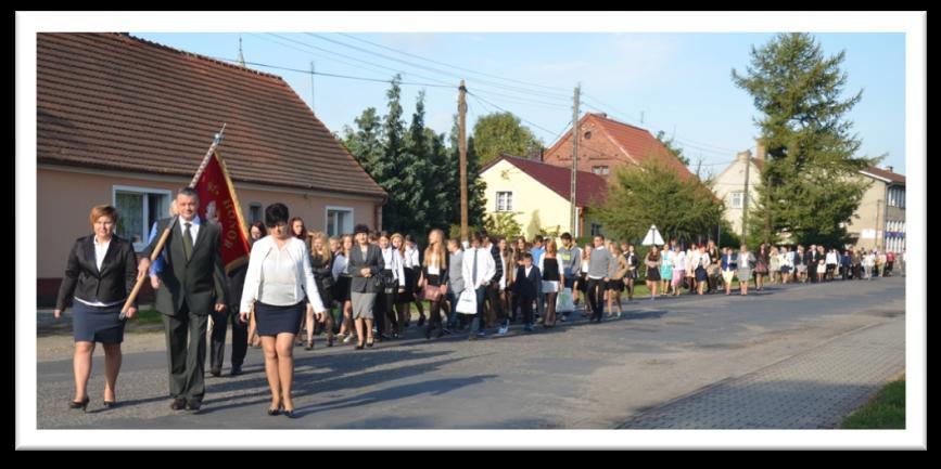 i powinien, który najlepiej umie ją