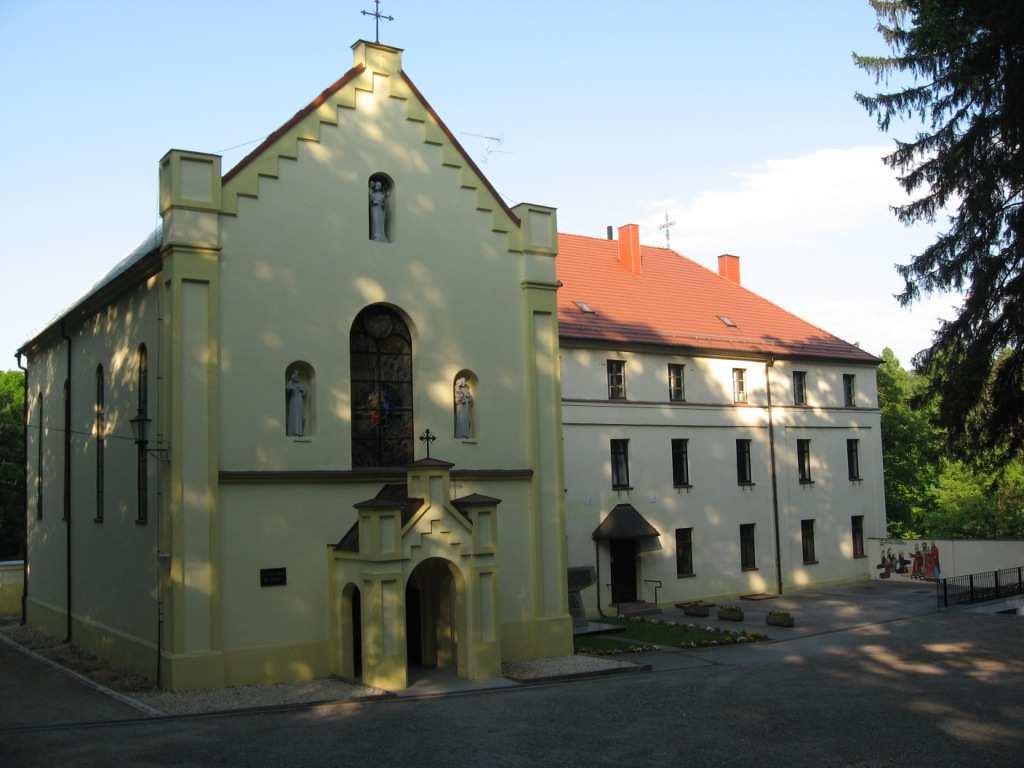 Przebieg trasy XVII Rajdu rowerowego NTR Dzień drugi niedziela 28 czerwca 2009 r. Wypoczęci, zrelaksowani, wyśpiewani (choć moŝe noc była zbyt krótka) wyruszamy około godz. 11.