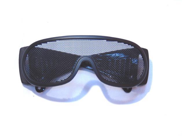 OKULARY SIATKOWE OPIS WYROBU Okulary ochronne dedykowane są do ochrony oczu przed odpryskami o niskiej energii uderzenia.