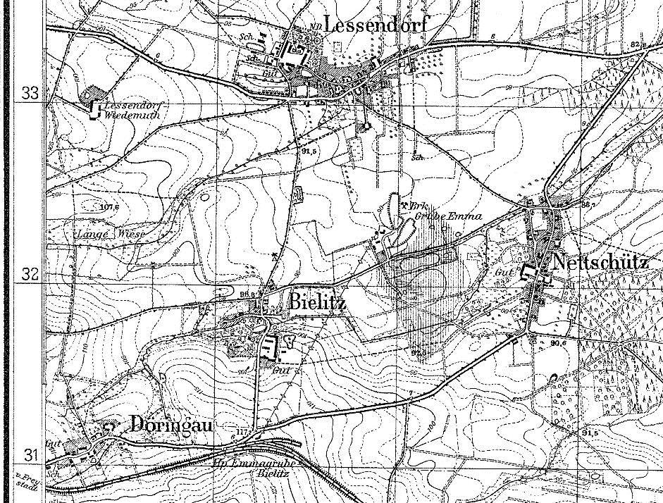 Rozdział 3 Zachowała się mapa z roku 1921, na której widoczny jest zasięg odkrywki (obecnie obniżenie terenu zalane wodą). Miąższość warstwy węgla na całym złożu wynosiła ok.
