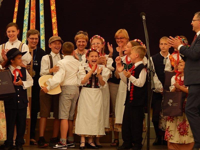 Wojewódzki Konkurs Edukacja Regionalna w Szkole 2010 rok - uczniowie SP nr 16 zdobyli 1. miejsce w kategorii klas I - III.